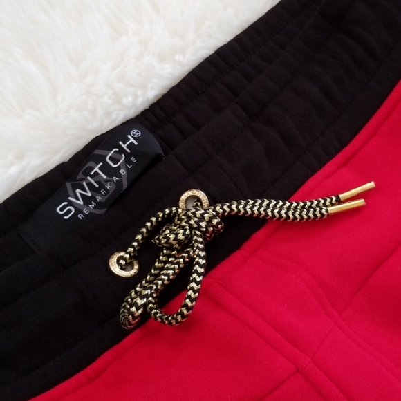 Red Joggers Switch Remarkable - Picture 5 of 8
